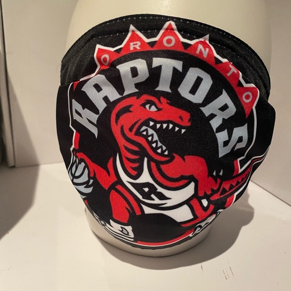 Face mask Toronto Raptors with Adjustable strap - Picture 1 of 4